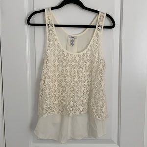 Beige tank top with lace
